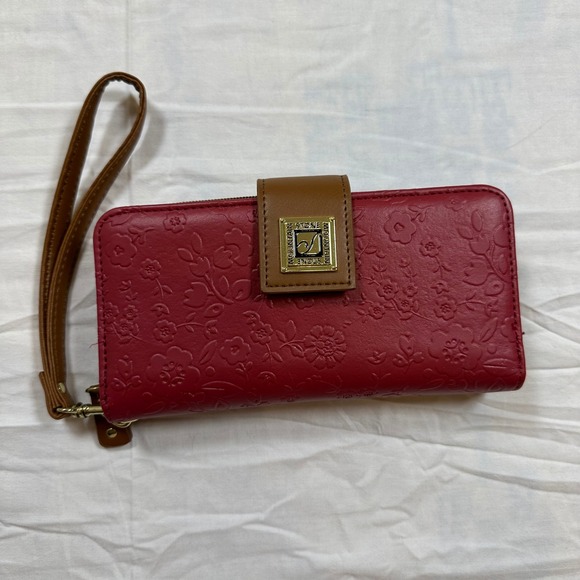 Stone Mountain Handbags - Stone Mountain Floral Embossed Zip Around Wallet Wristlet